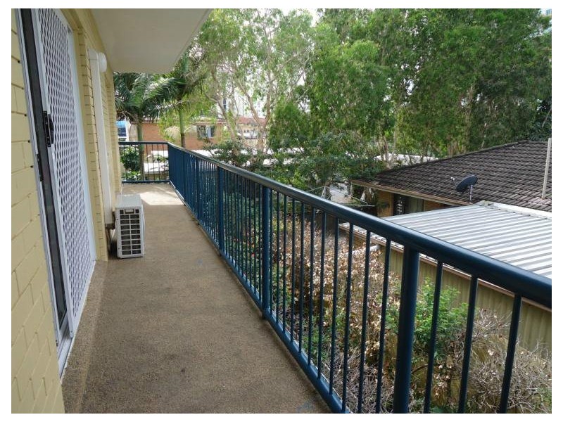 21/125 Frank Street, Labrador QLD 4215