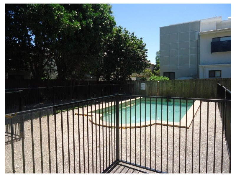 14/37 Harley Street, Labrador QLD 4215