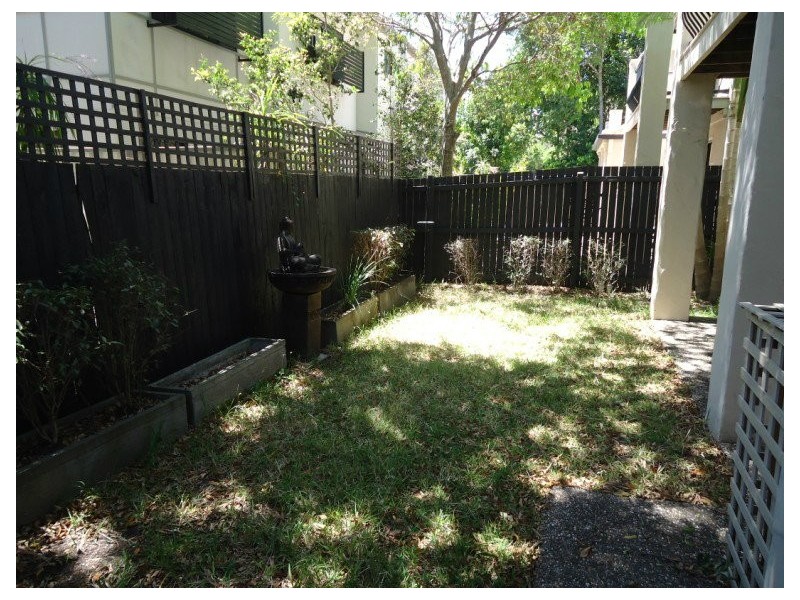 14/37 Harley Street, Labrador QLD 4215