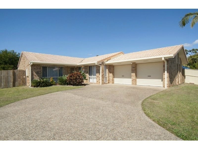 39 Clubhouse Drive, Arundel QLD 4214