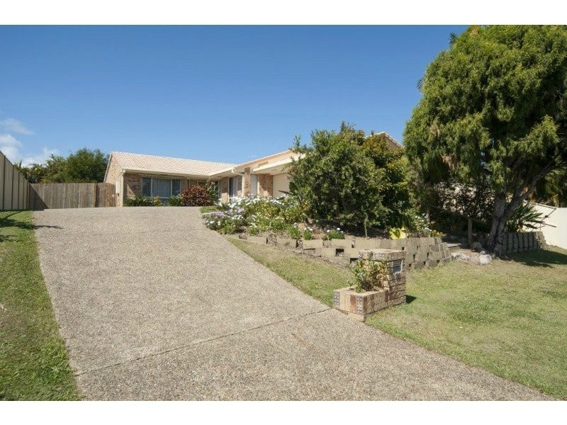 39 Clubhouse Drive, Arundel QLD 4214