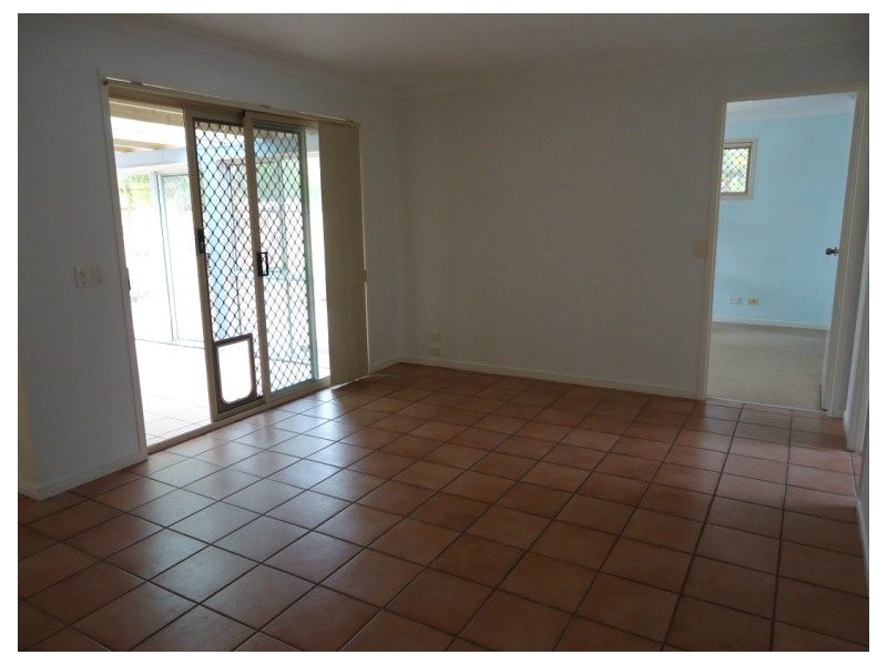 6 Floyd Court, Parkwood QLD 4214