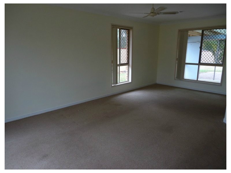 6 Floyd Court, Parkwood QLD 4214