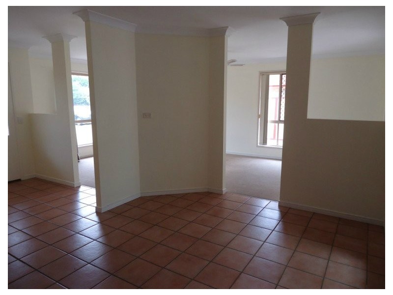 6 Floyd Court, Parkwood QLD 4214