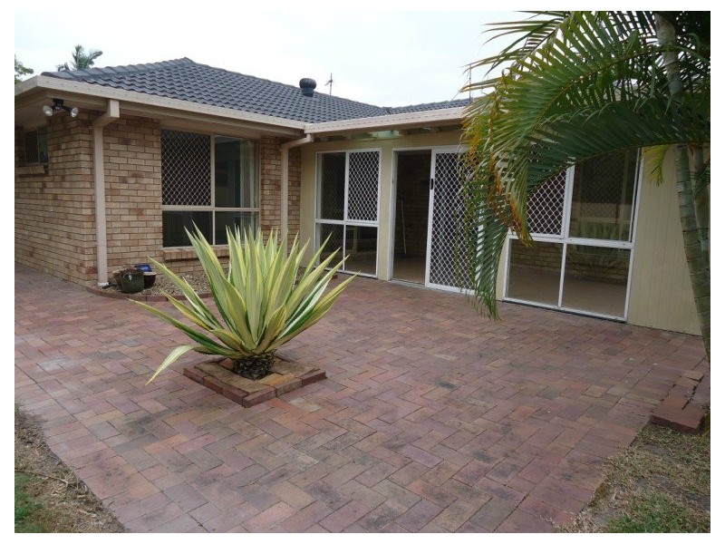 6 Floyd Court, Parkwood QLD 4214