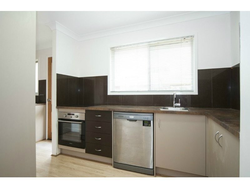 1/4 Ellen Street, Southport QLD 4215