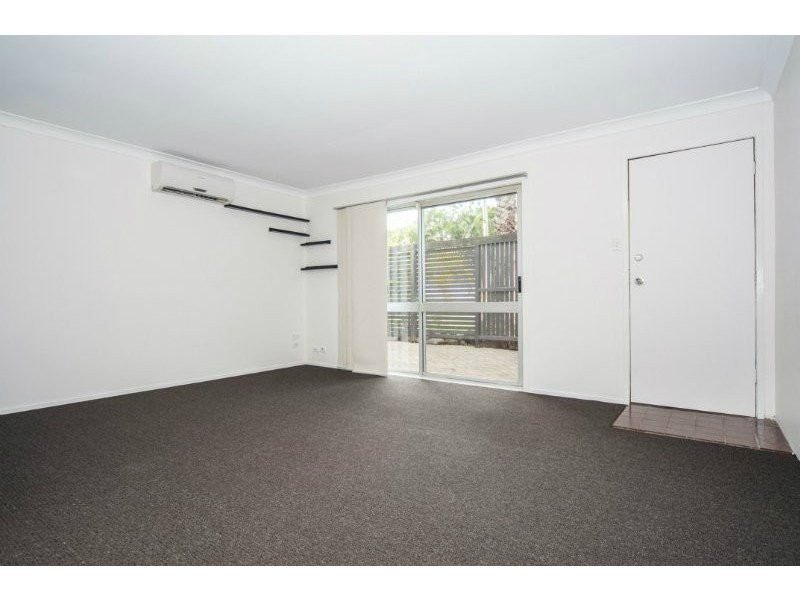 1/4 Ellen Street, Southport QLD 4215
