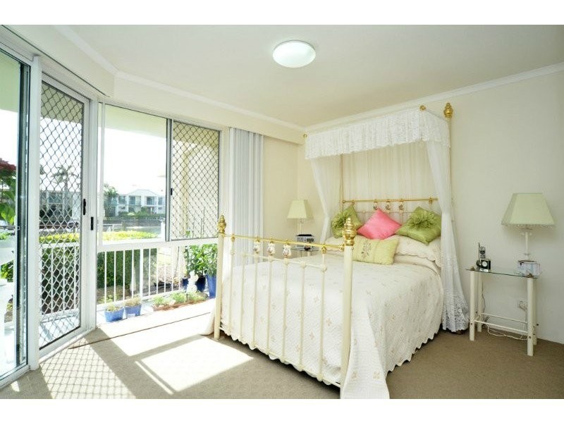 70/1 Lee Road, Runaway Bay QLD 4216