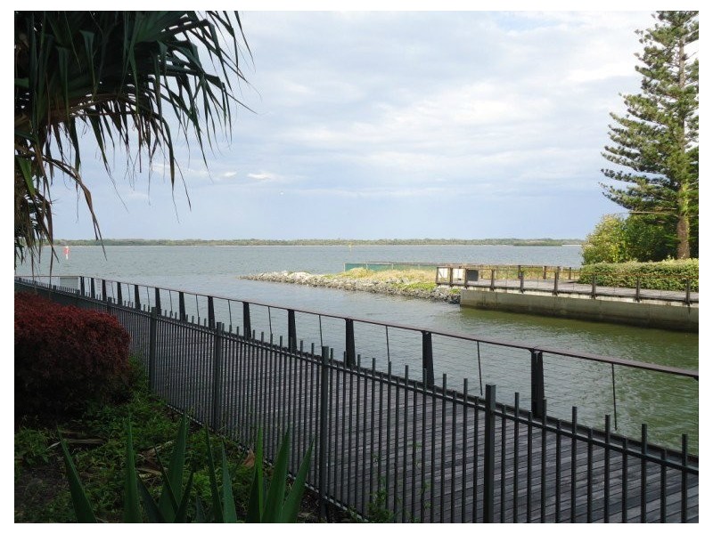 7108/323 Bayview Street, Hollywell QLD 4216