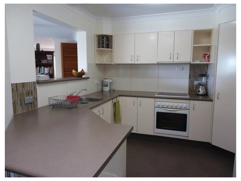 5 Bulla Court, Arundel QLD 4214