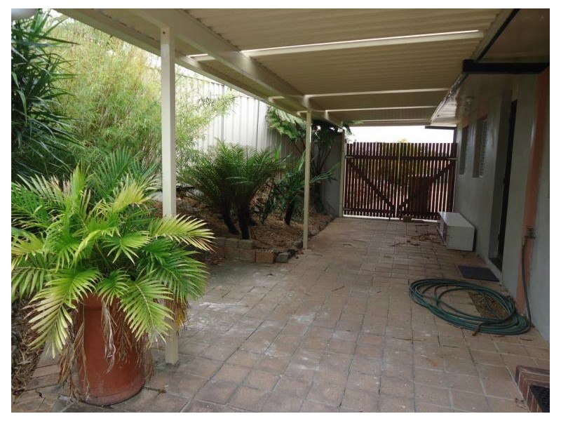 5 Bulla Court, Arundel QLD 4214