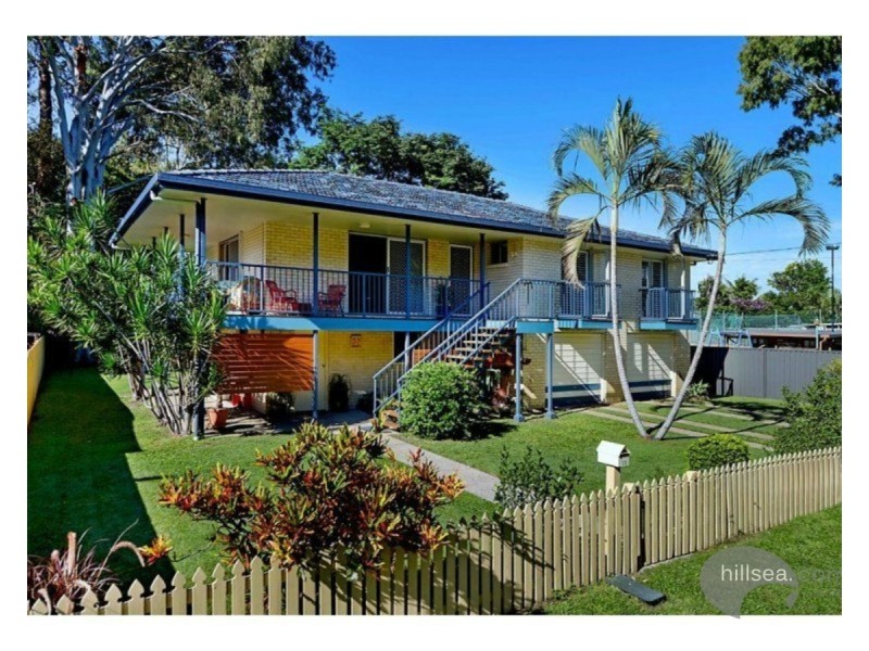 11 Tallara Street, Coombabah QLD 4216