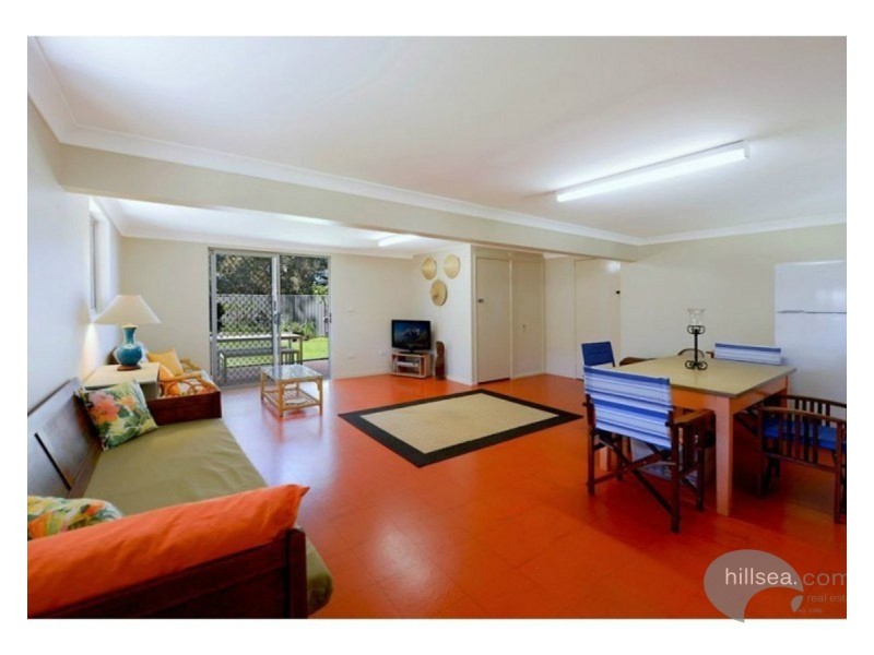 11 Tallara Street, Coombabah QLD 4216