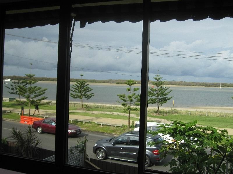 2/408 Marine Parade, Biggera Waters QLD 4216