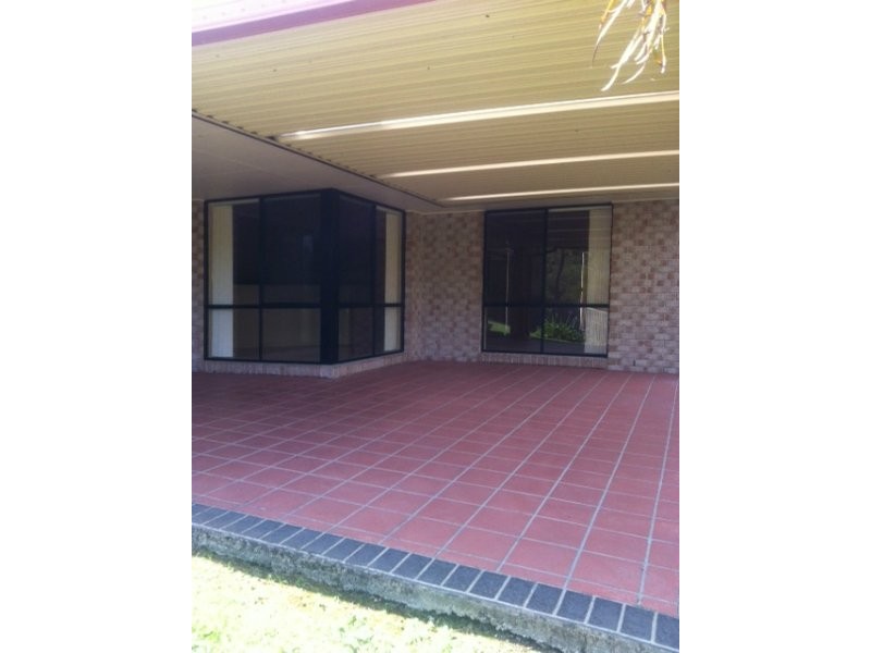 14 Easter Crescent, Pacific Pines QLD 4211