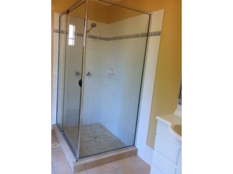 14 Easter Crescent, Pacific Pines QLD 4211