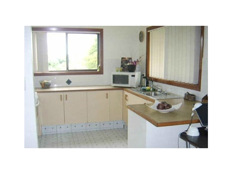 2/35 Muir Street, Labrador QLD 4215