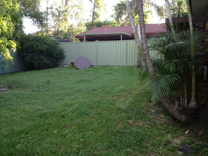 2/35 Muir Street, Labrador QLD 4215