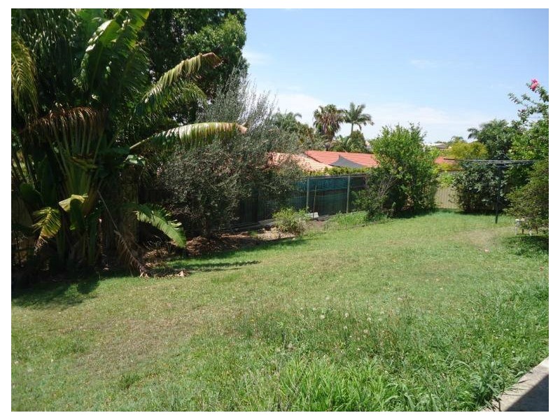 6 Lyle Court, Arundel QLD 4214