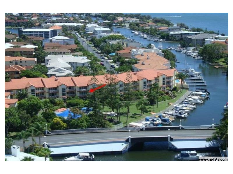 28/37 Bayview Street, Runaway Bay QLD 4216