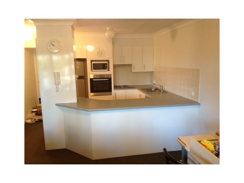 28/37 Bayview Street, Runaway Bay QLD 4216