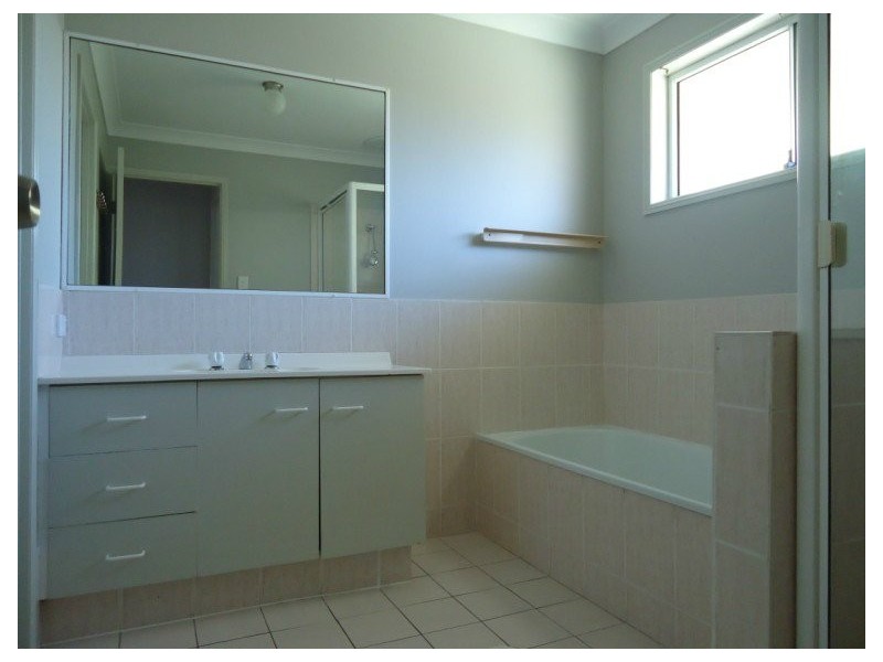 25/97 Edmund Rice Drive, Southport QLD 4215