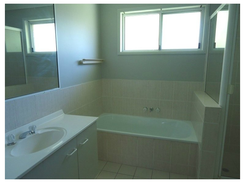 25/97 Edmund Rice Drive, Southport QLD 4215