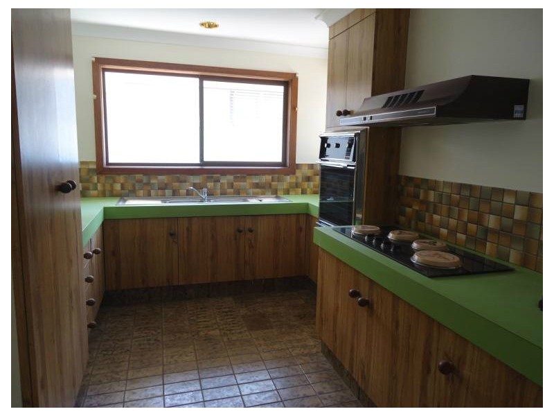 1A Tecona Avenue, Hollywell QLD 4216