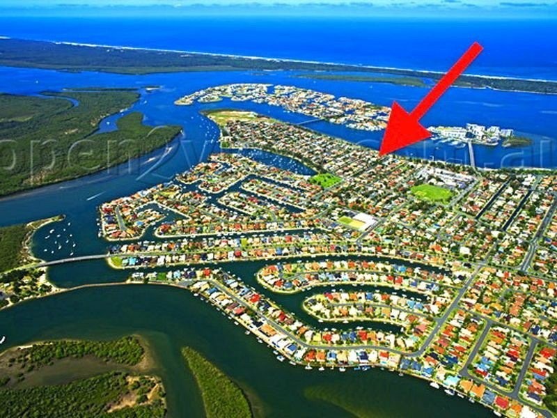 7 Abalone Avenue, Paradise Point QLD 4216