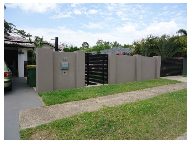 22 Henry Cotton Drive, Parkwood QLD 4214