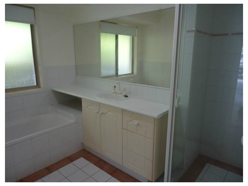 22 Henry Cotton Drive, Parkwood QLD 4214