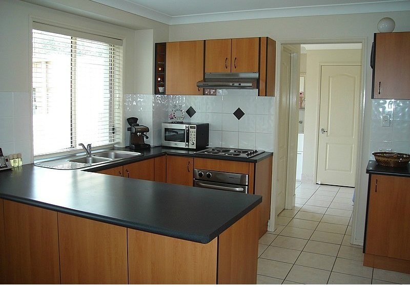 4/21 Harley Street, Labrador QLD 4215