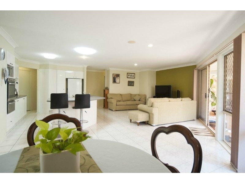 31 Ballybunion Drive, Parkwood QLD 4214