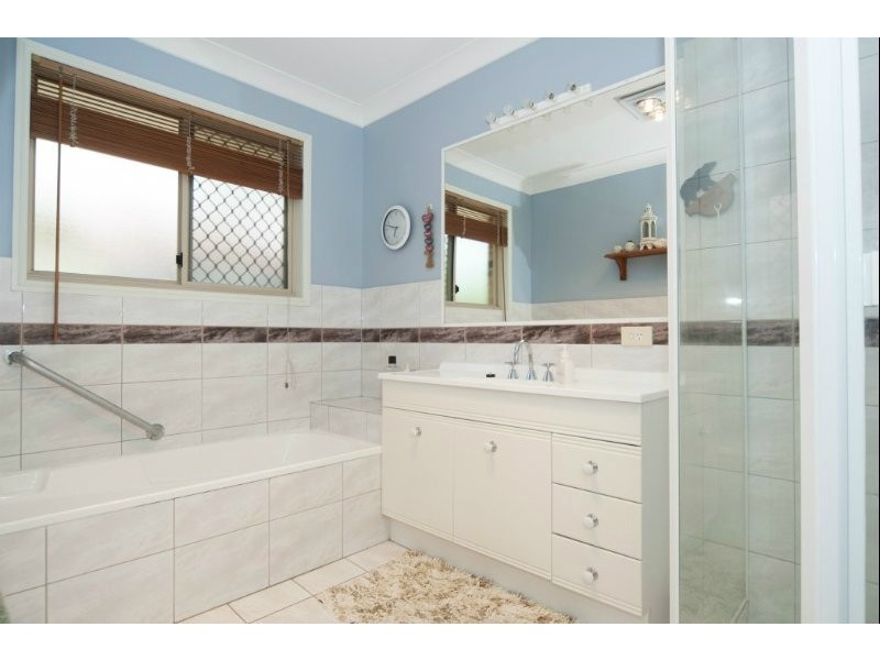 31 Ballybunion Drive, Parkwood QLD 4214