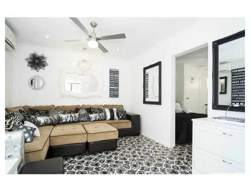 1/43 Paradise Parade, Paradise Point QLD 4216