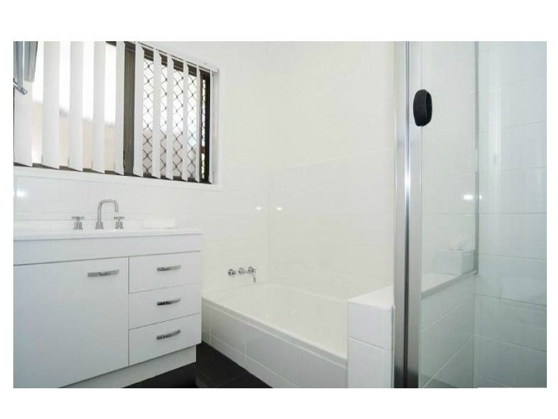 1/43 Paradise Parade, Paradise Point QLD 4216