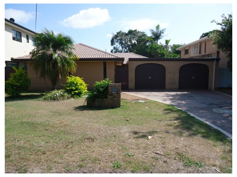 19 Donald Avenue, Paradise Point QLD 4216
