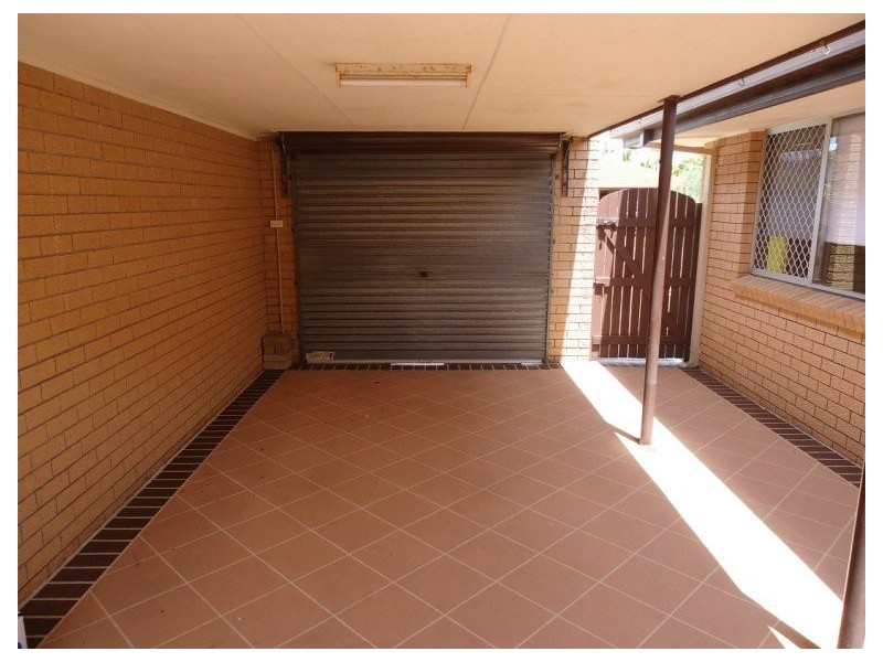 19 Donald Avenue, Paradise Point QLD 4216