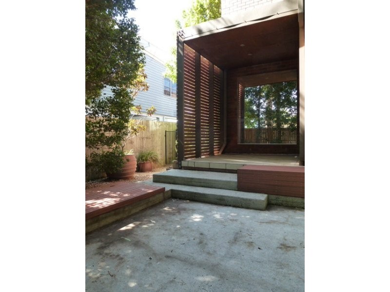 1/14 Baker Avenue, Labrador QLD 4215