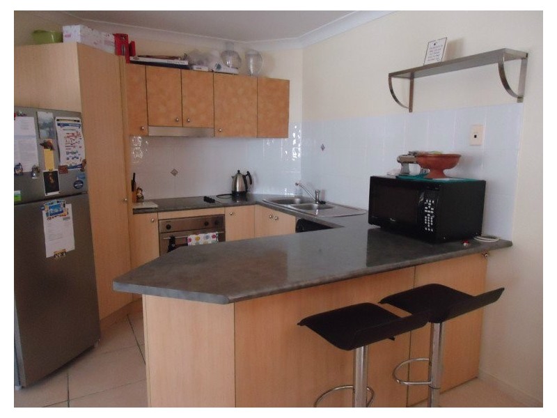 6/89 Bayview Street, Runaway Bay QLD 4216