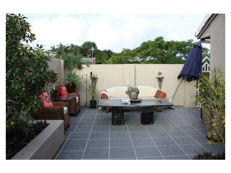 17 Parkwood Boulevarde, Parkwood QLD 4214