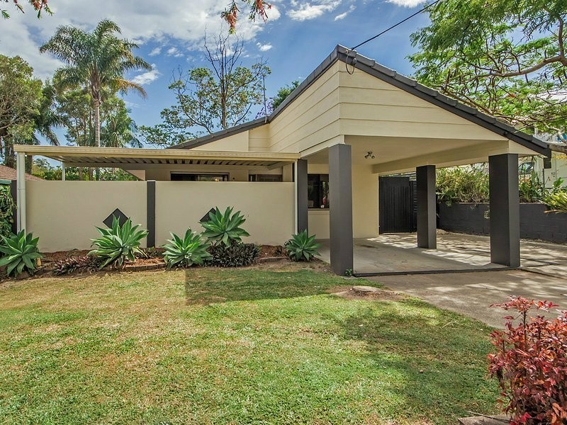 225 Cotlew Street, Ashmore QLD 4214