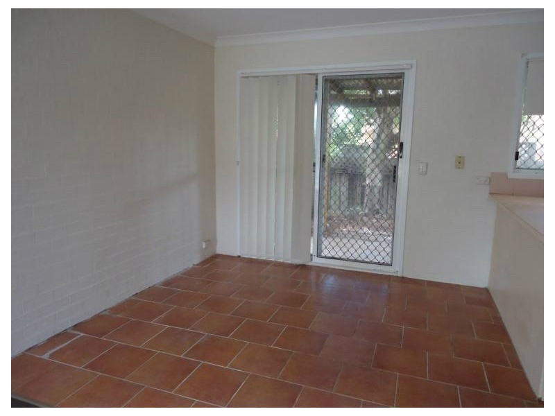 1/13 Brown Street, Labrador QLD 4215