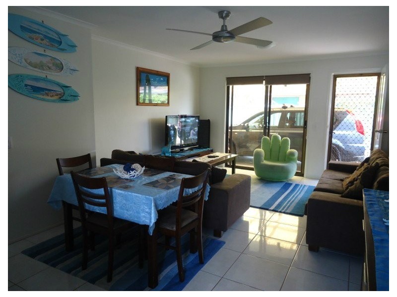 2/55 Morinda Way, Labrador QLD 4215