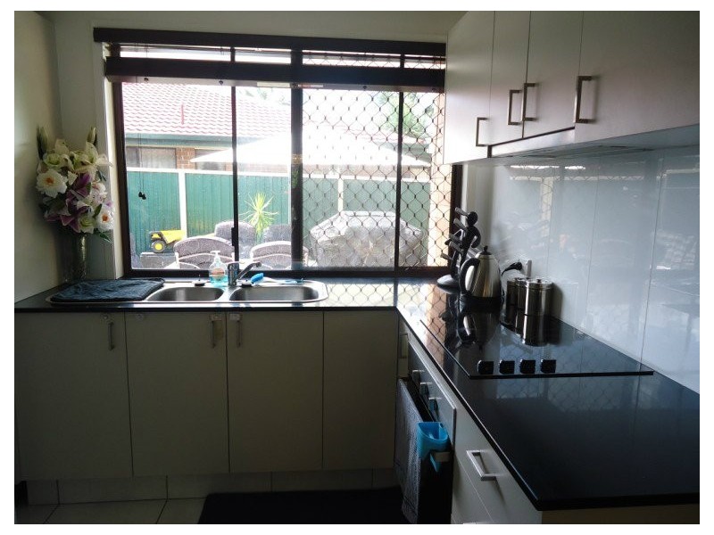 2/55 Morinda Way, Labrador QLD 4215