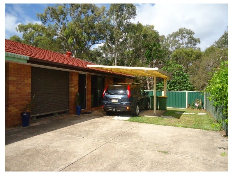 2/55 Morinda Way, Labrador QLD 4215
