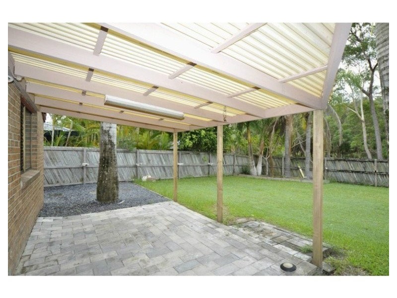 2/7 Jessica Court, Arundel QLD 4214