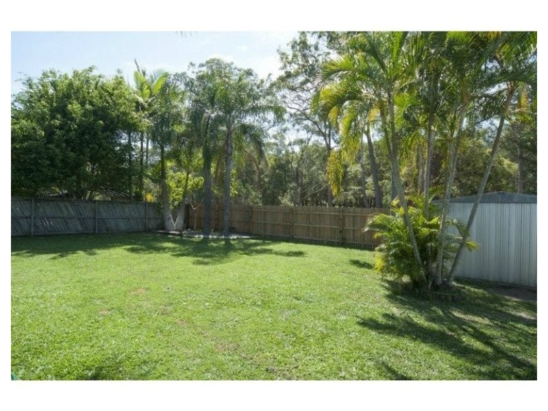 2/7 Jessica Court, Arundel QLD 4214
