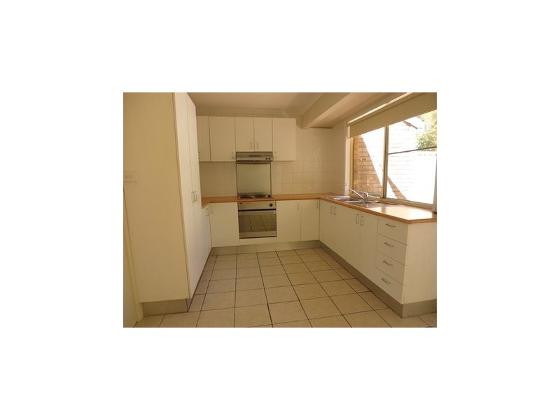 7/8 Hercule Court, Oxenford QLD 4210