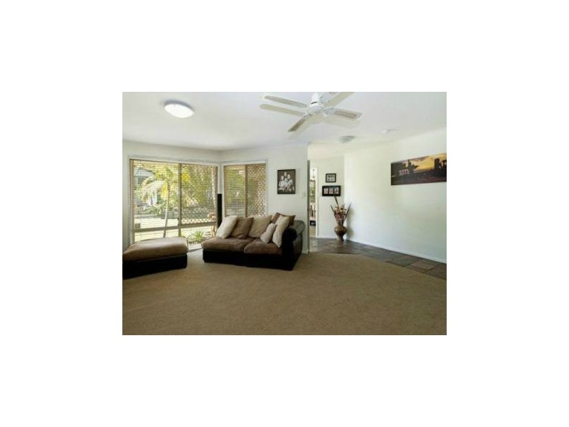 7 Nottinghill Place, Oxenford QLD 4210